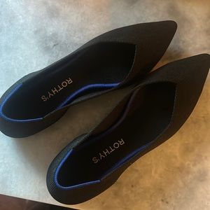 Rothy’s black pointed toe flats